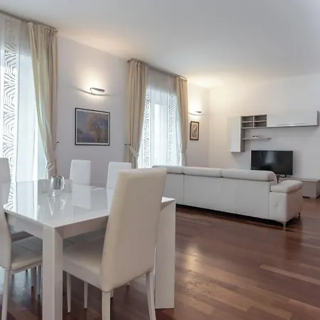 Italianway - Carducci 21 Apartman